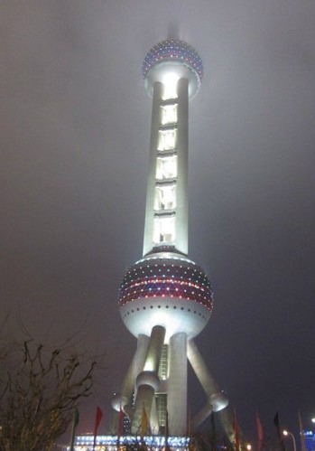 从上海展望美好未来,从乌镇回忆似水年华