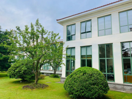 【房券】上海虹桥迎宾馆(商务房 双早,2种套餐可选,住进花园别墅式国