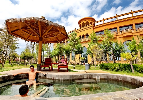 【超级预售】青岛四星黄海饭店双飞4日1晚自由行(含首晚住宿 双人早餐