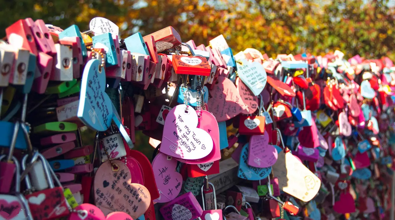 n首尔塔(南山塔)产品编号:【171653】